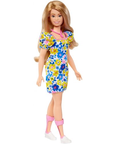 Кукла Barbie Fashionistas - С жълто-синя рокля на цветя - 1